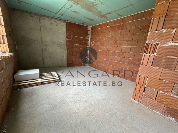 ПРОСТОРЕН ДВУСТАЕН АПАРТАМЕНТ / КЪРШИЯКА