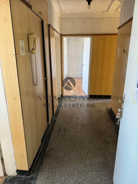 Three-room REAL SQUARE AREA