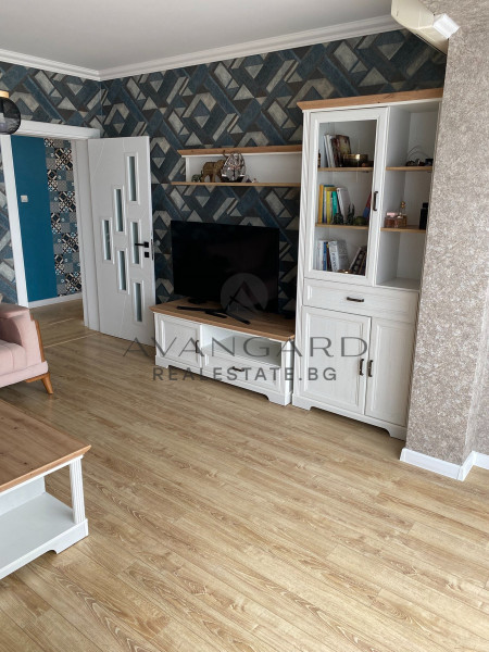 Luxury two -bedroom apartment to Mall Plovdiv