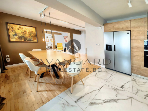 Spacious multi -bedroom / marassha
