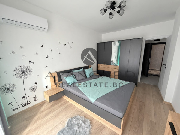 ОБЗАВЕДЕН ДВУСТАЕН С АКТ 16 И ЮЖНО ИЗЛОЖЕНИЕ !