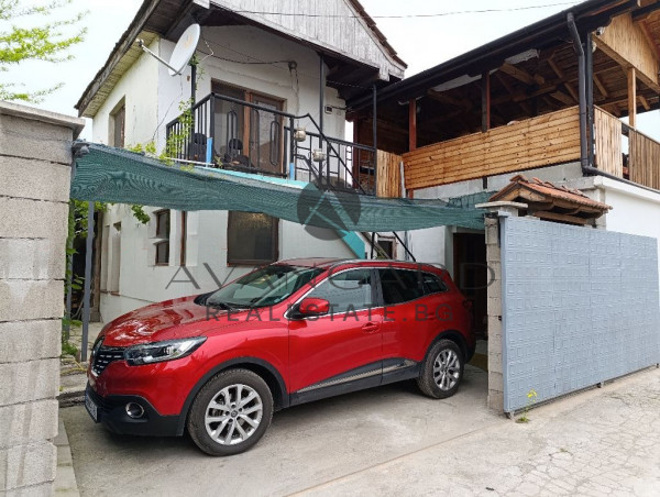 Two -storey house Gaganitsa