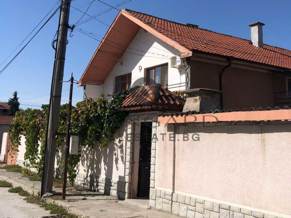 Separate house in the village of Kalekovets!