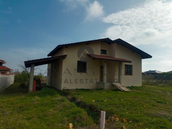 One -storey house with 1000 sq.m. yard in the village of Markovo