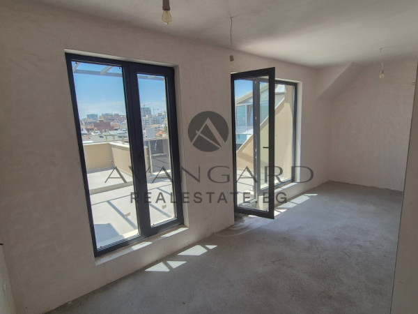 TWO-ROOM APARTMENT/NOVOTELLA