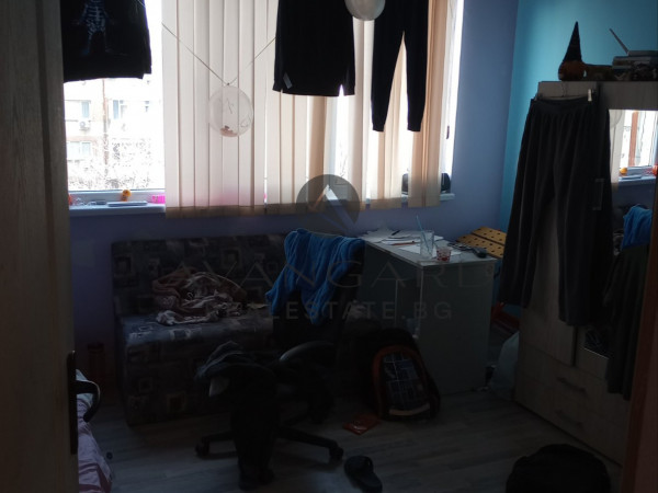Top location! Two -bedroom apartment tet