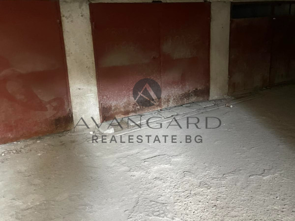 Underground garage in Karshiyaka to Novotel