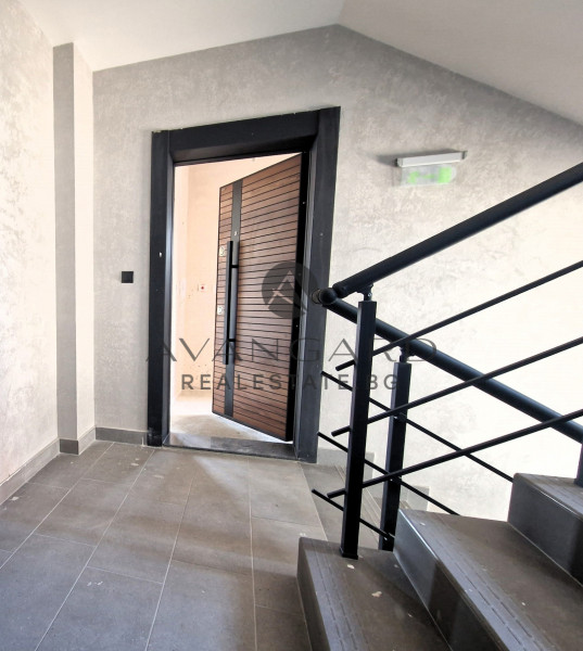 TWO-ROOM APARTMENT WITH PARKING SPACE