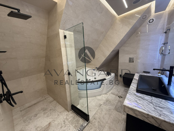 ЛУКСОЗЕН МЕЗОНЕТ! МАРАША!