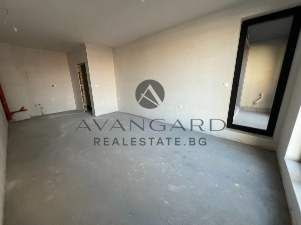 Spacious one -bedroom apartment in front of act 16