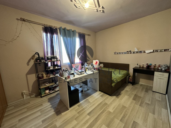 A three -bedroom furnished! Real square footage! Komatevo!