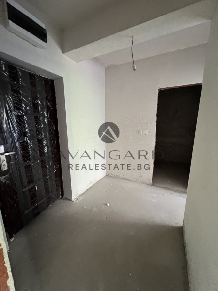 One bedroom apartment in front of Act 16!