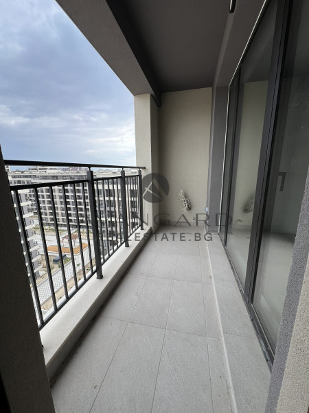 Тристаен апартамент с акт 16 !