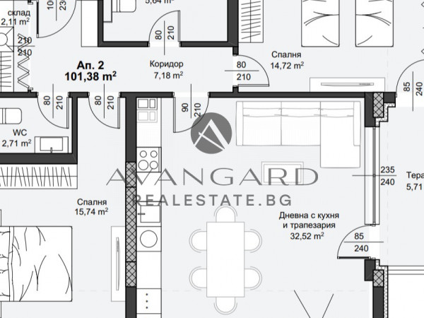 THREE-ROOM APARTMENT - LUXURY BUILDING