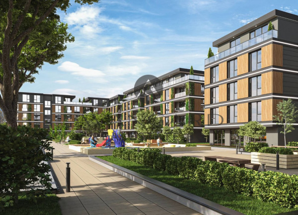 FOUR-ROOM LUXURY WITH ACT 16 ROAD BASE