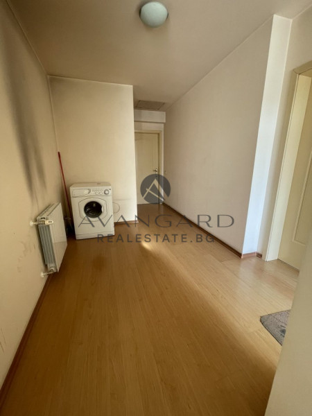 HOUSE KAMENITSA 2 + GARAGE + YARD