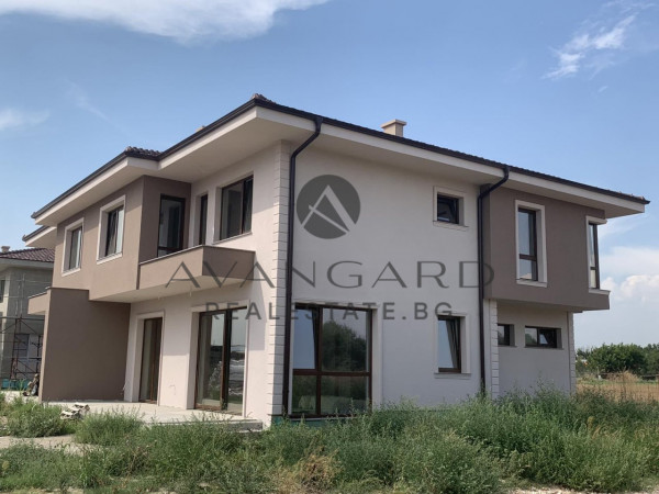 TWO-STOREY HOUSE PROSLAV quarter