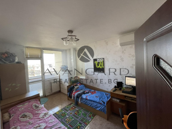 THREE-ROOM APARTMENT / REAL SQUARE AREA
