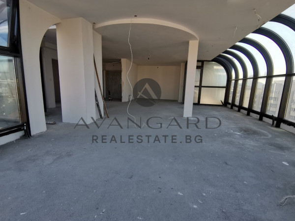 SUPER LUXURY FOUR-ROOM GUEST HOUSE