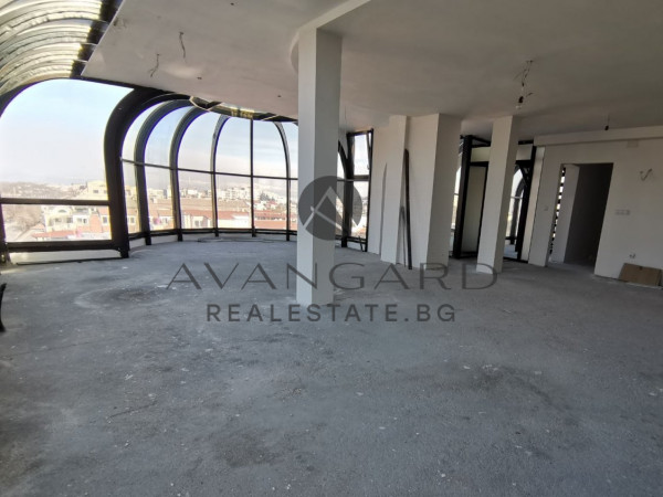 SUPER LUXURY FOUR-ROOM GUEST HOUSE