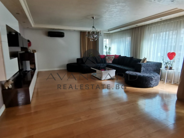 BIJU MULTI-ROOM APARTMENT GERDZIKA PARKING PLACE