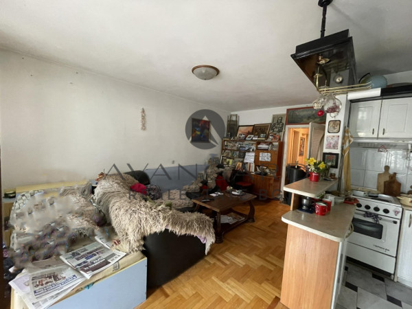 One-room apartment / Koprivshtitsa Blvd