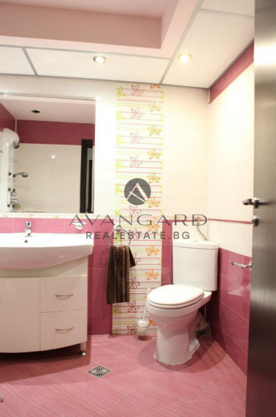 ЧЕТИРИСТАЕН ОБЗАВЕДЕН КЮЧУК ПАРИЖ