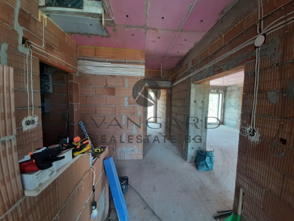 House with Yard LUX MARKOVO