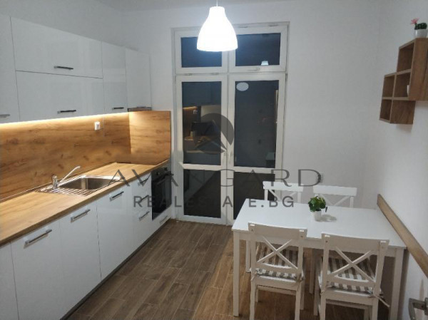 SPACIOUS THREE-ROOM TRIMONTIUM